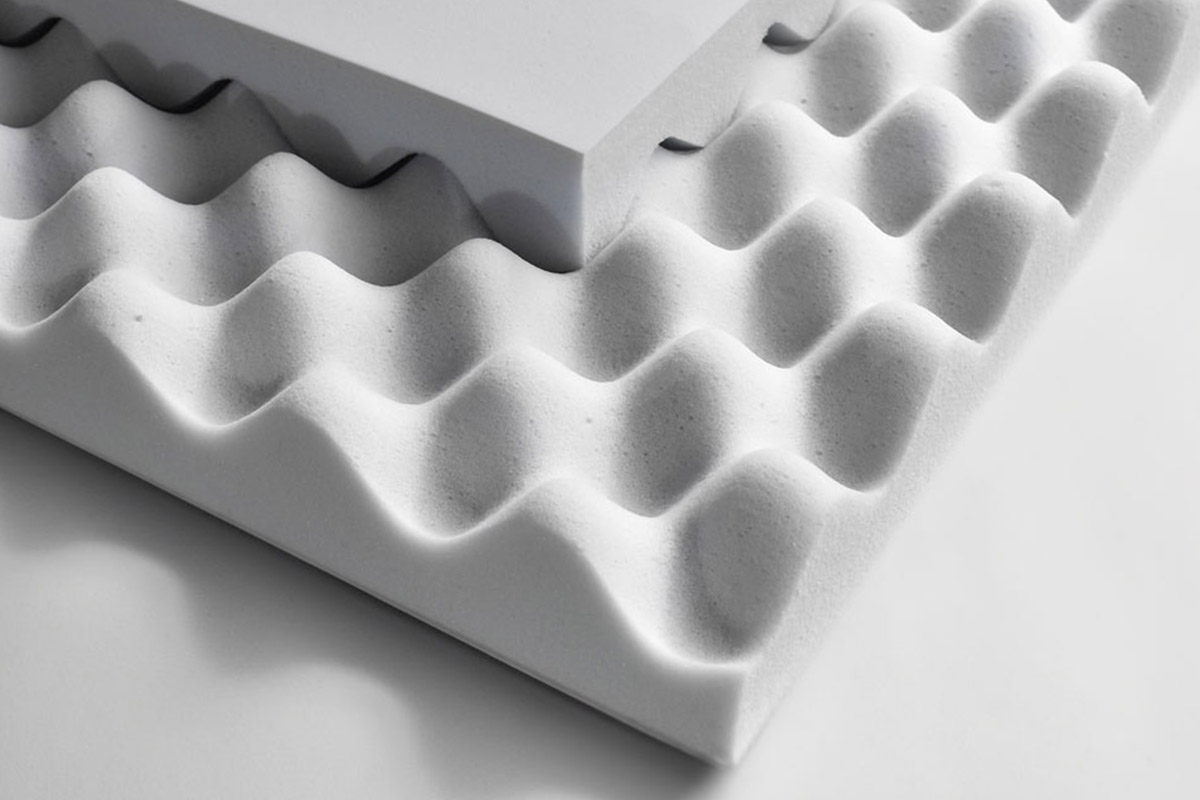 Mousse mélamine Basotect alvéolaire